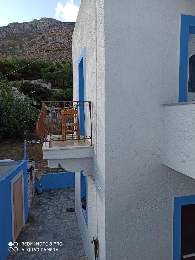 Giannis Apartments By Climbing House Panormos  Экстерьер фото