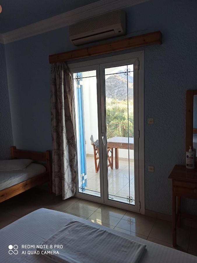 Giannis Apartments By Climbing House Panormos  Экстерьер фото