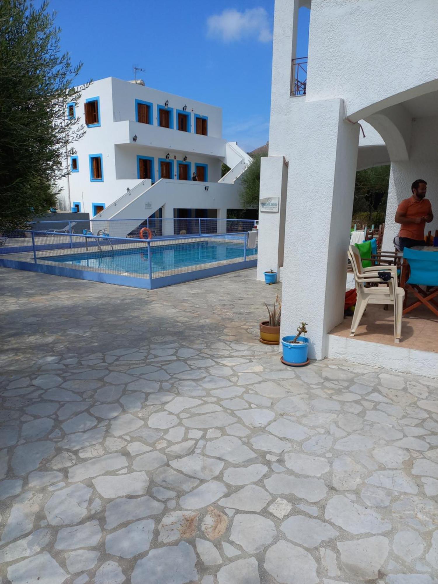 Giannis Apartments By Climbing House Panormos  Экстерьер фото