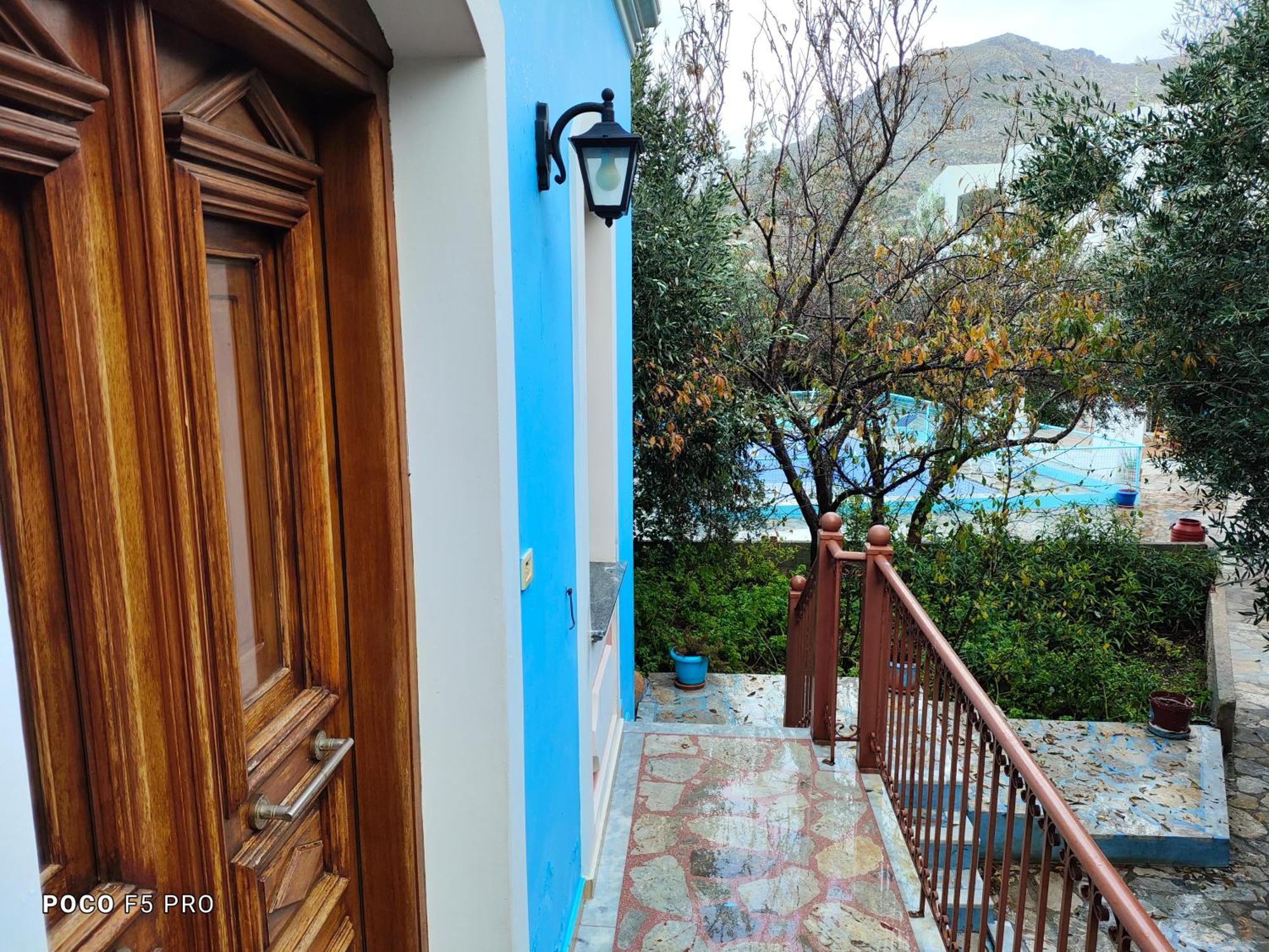 Giannis Apartments By Climbing House Panormos  Экстерьер фото