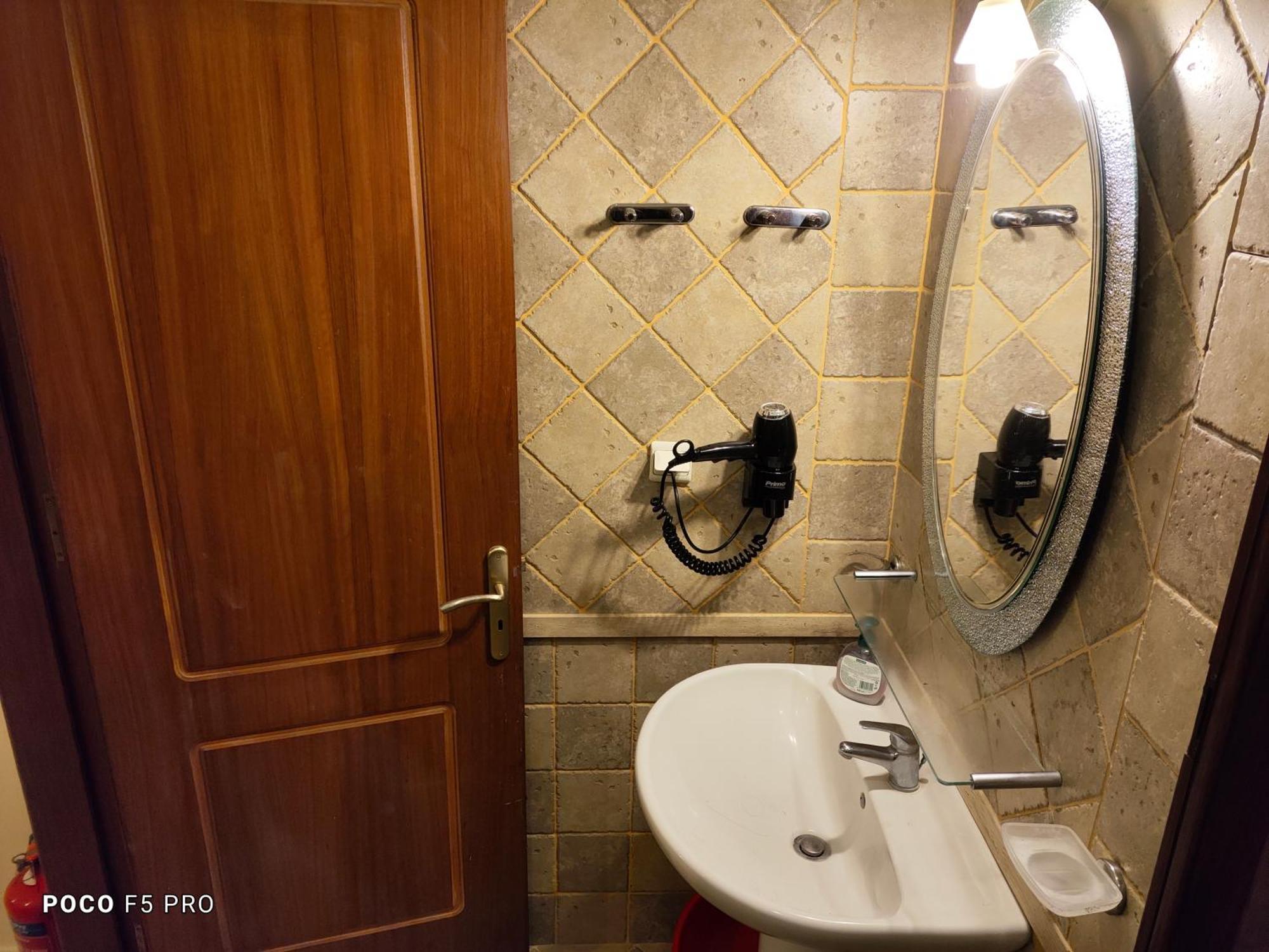 Giannis Apartments By Climbing House Panormos  Экстерьер фото
